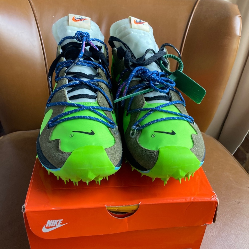 Nike Offwhite Terra Kiger Size 15
